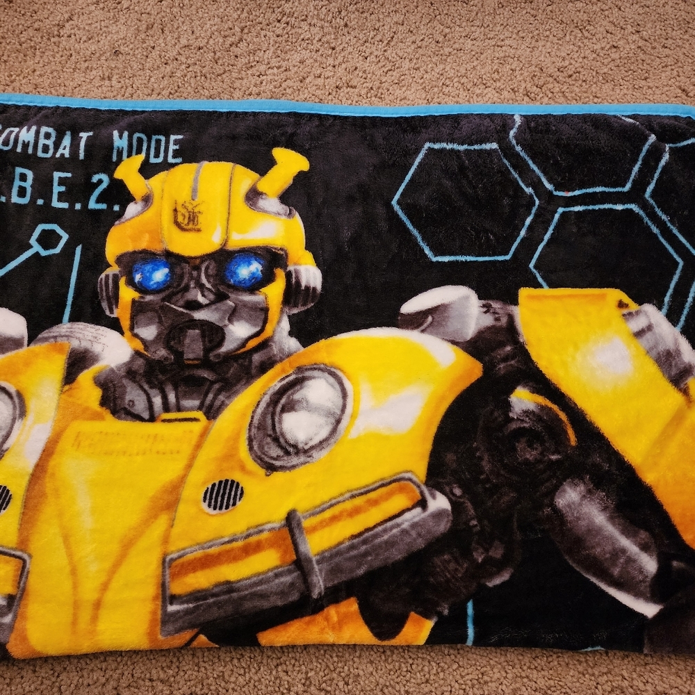 Transformer child's fleece blanket